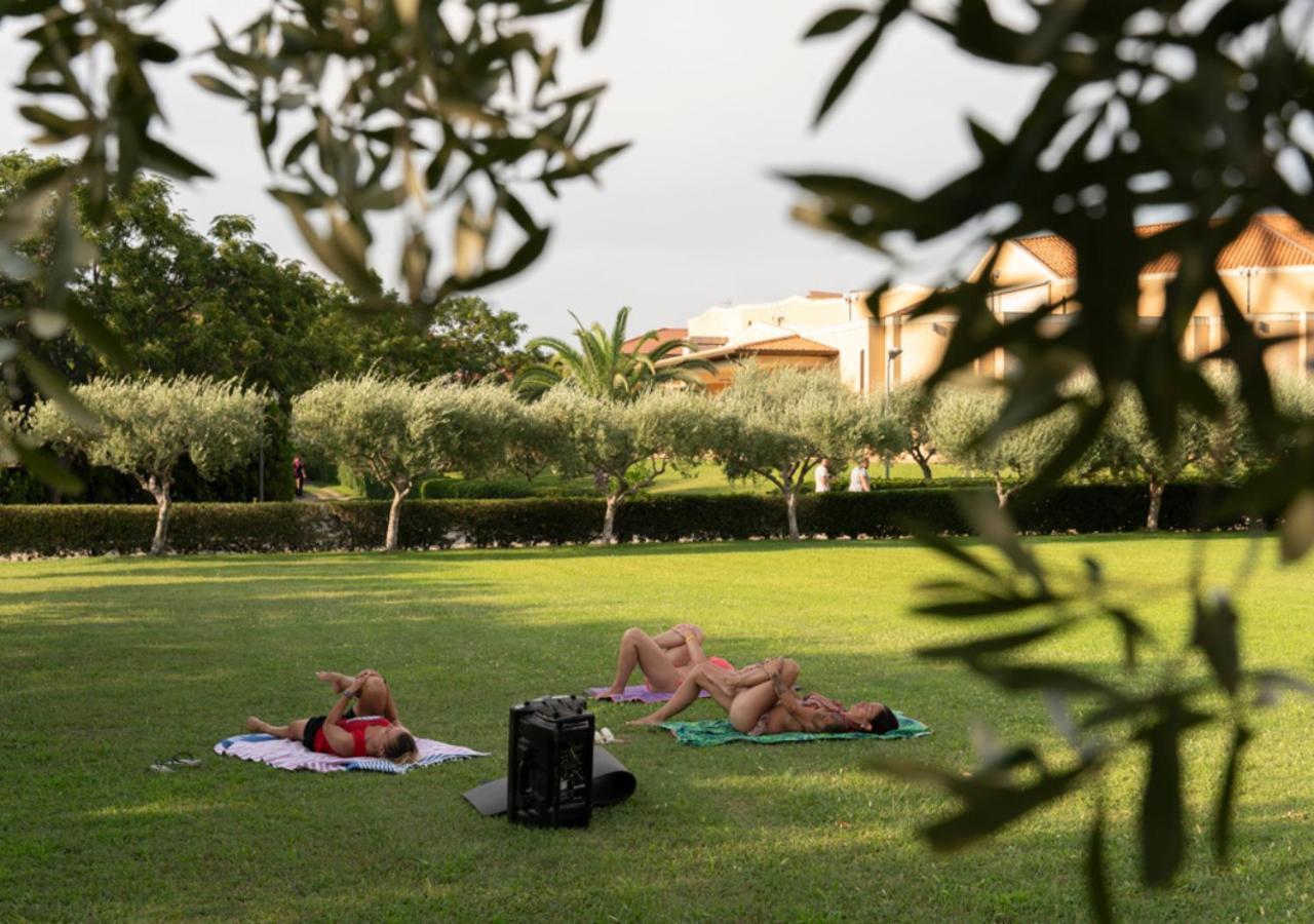 Madama Club Village Steccato di Cutro Esterno foto